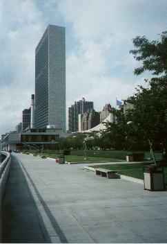 unhdqtrs.jpg (16068 bytes)